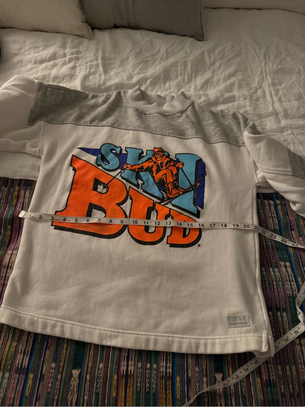 Vintage Budweiser White & Gray Colorblock Crewneck with Orange & Blue Graphic - Picture 7 of 7